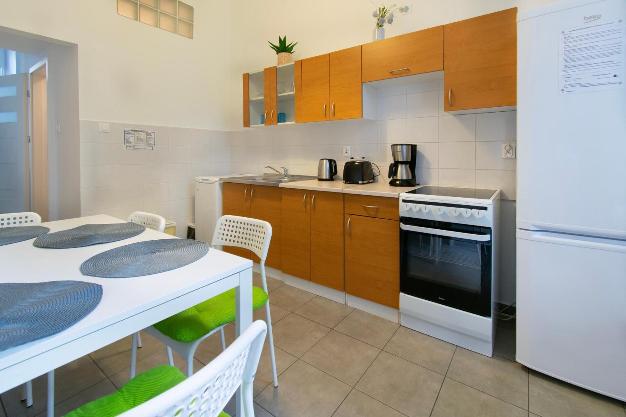 Light Apartment Zyblikiewicza Street كراكوفيا المظهر الخارجي الصورة
